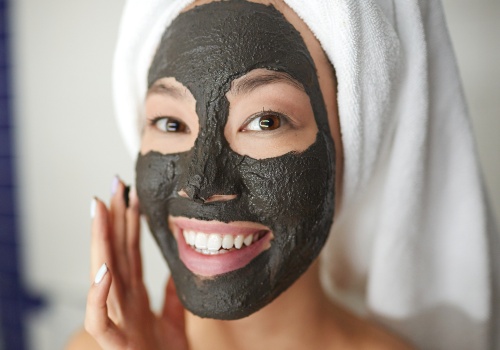 Natural Nourishment: How Do Clay Masks Work?